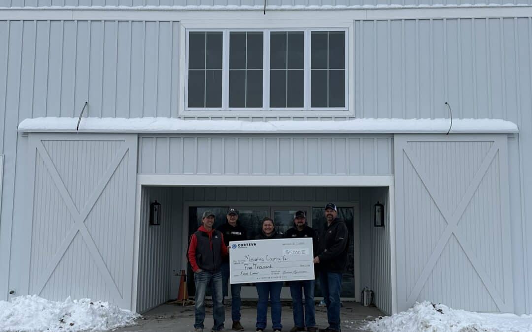 Corteva Donates $5,000 to Support Kent Center Event Space at the Muscatine County Fair